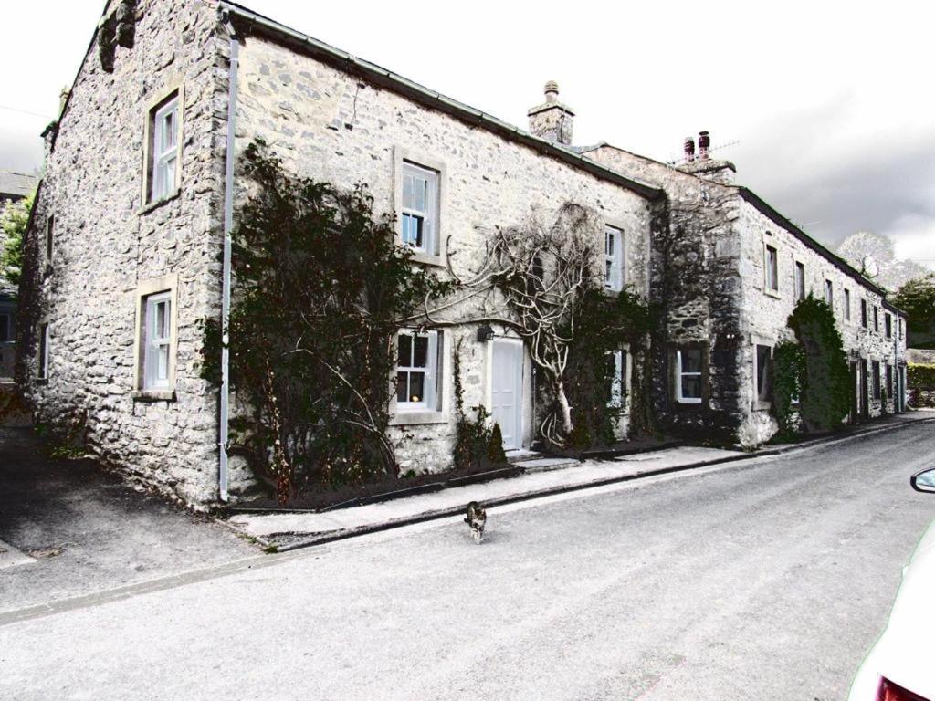 5 Star Cottage On The Green With Log Burner - Dog Friendly Austwick Exterior photo