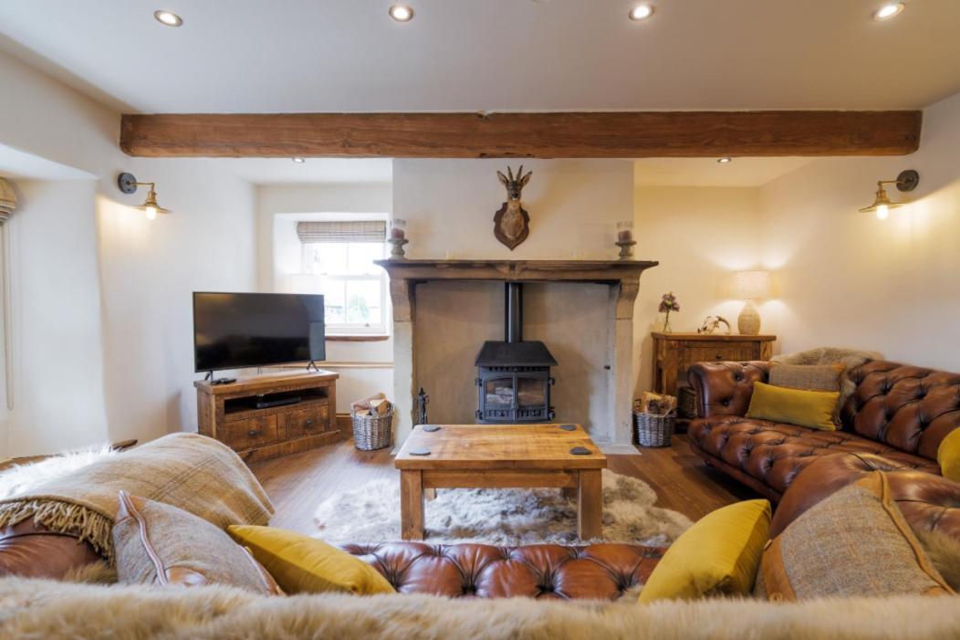 5 Star Cottage On The Green With Log Burner - Dog Friendly Austwick Exterior photo