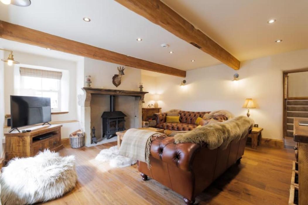 5 Star Cottage On The Green With Log Burner - Dog Friendly Austwick Exterior photo