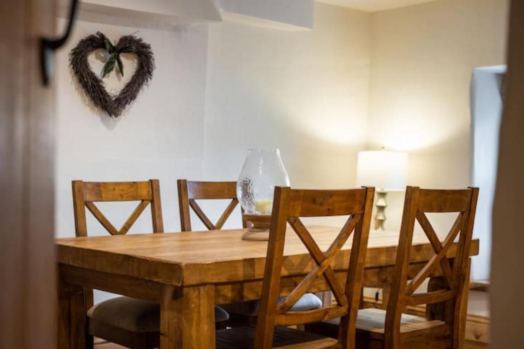 5 Star Cottage On The Green With Log Burner - Dog Friendly Austwick Exterior photo