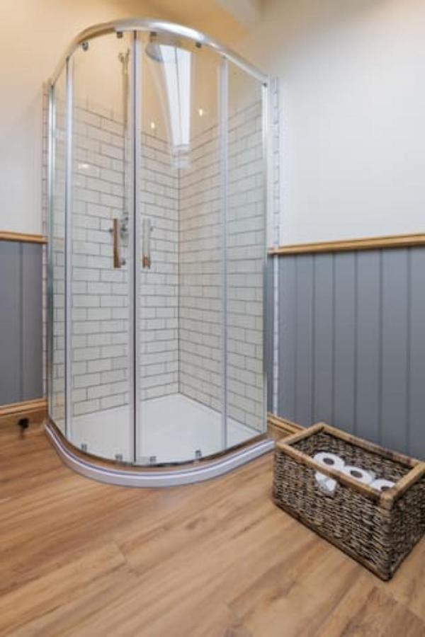 5 Star Cottage On The Green With Log Burner - Dog Friendly Austwick Exterior photo