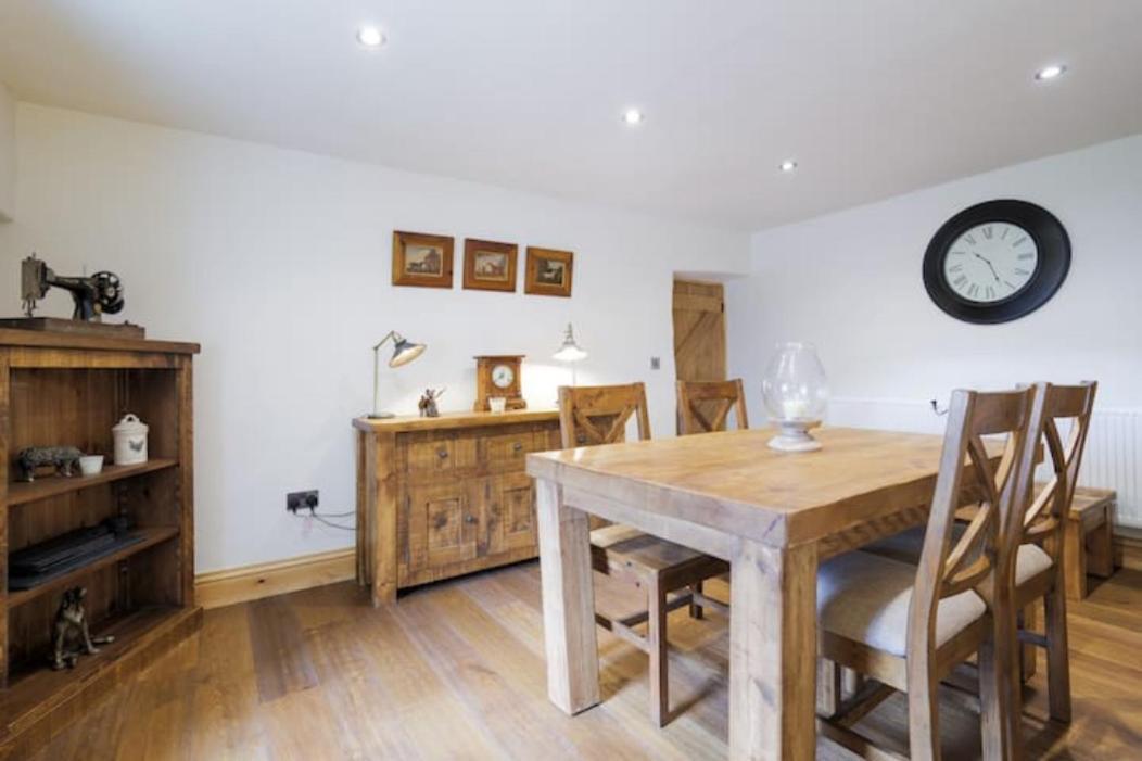 5 Star Cottage On The Green With Log Burner - Dog Friendly Austwick Exterior photo